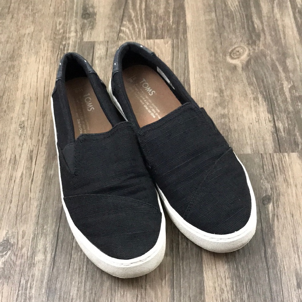 TOMS Black with Polka Dots on Heels size 8